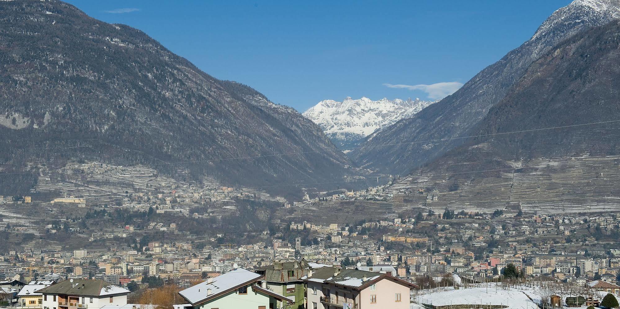 Hotel Campelli Sondrio Buitenkant foto